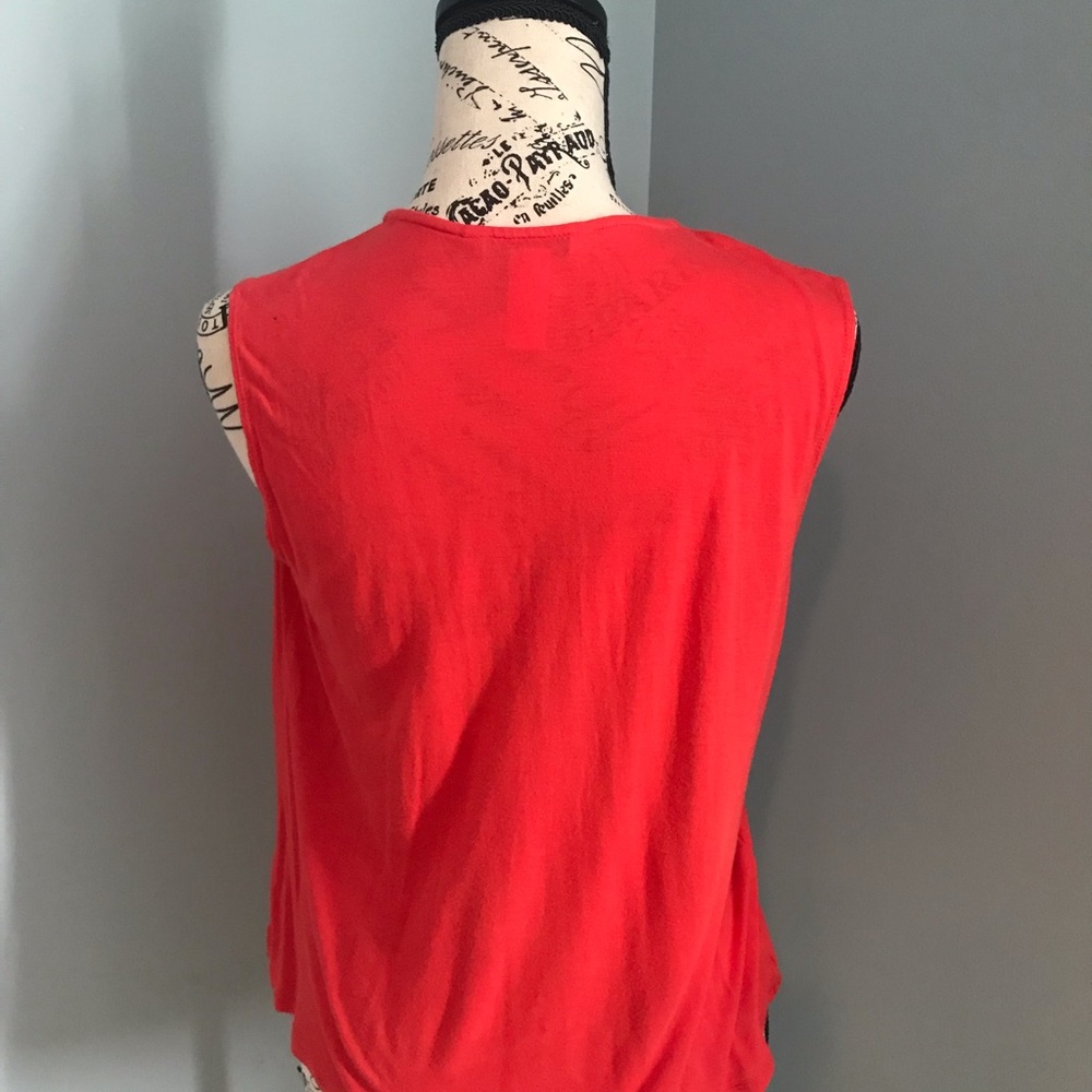 Top - Picture 2 of 3